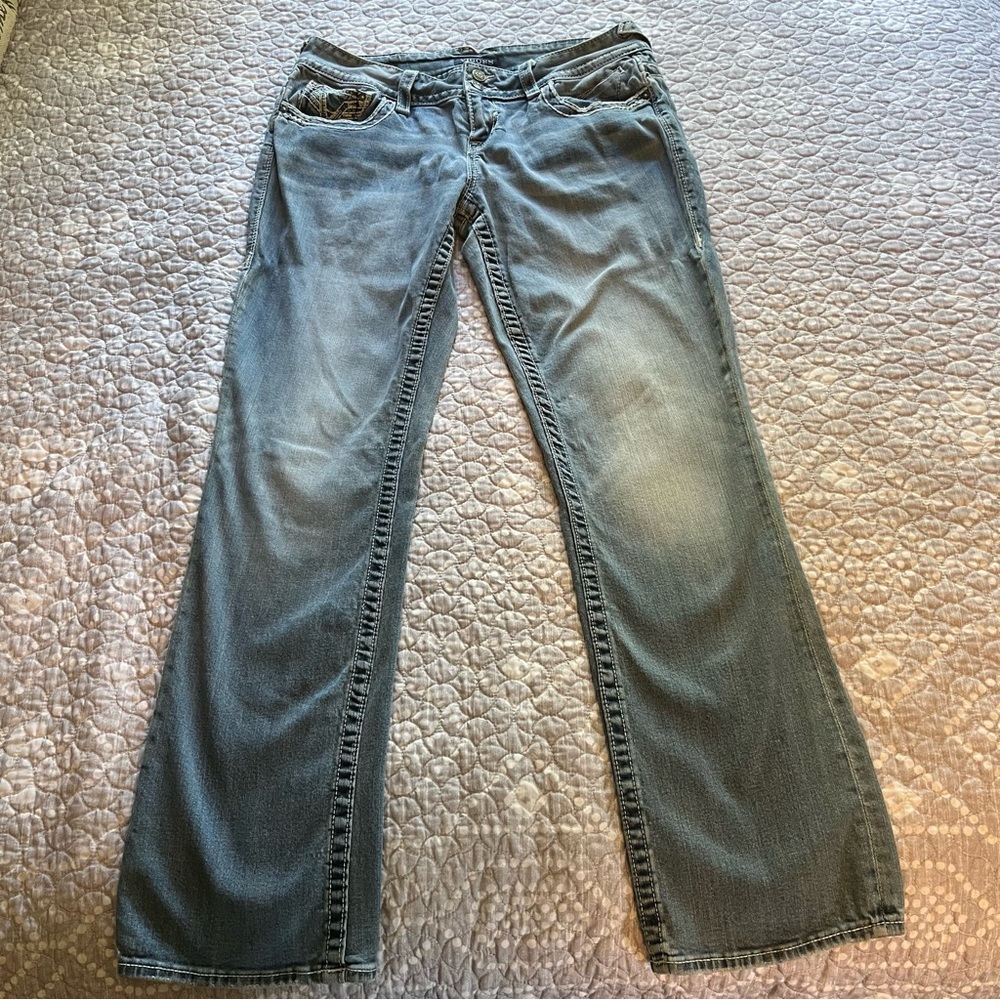 Vigoss Women's The New York Slim Bokt Cut. Size11/12 and 33 length.